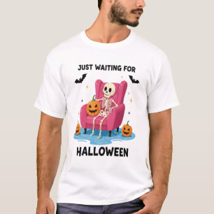 Camiseta Só esperando pelo esqueleto de Halloween