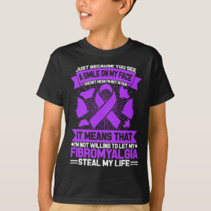 Camiseta Só porque você vê um sorriso na minha cara não me