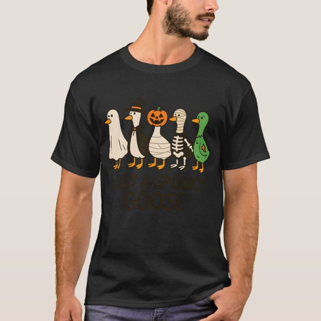 Camiseta Só Um Bobo De Ganso Louco No Halloween Engana Ha E (Frente)