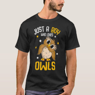Camiseta Só um rapaz que ama Coruja