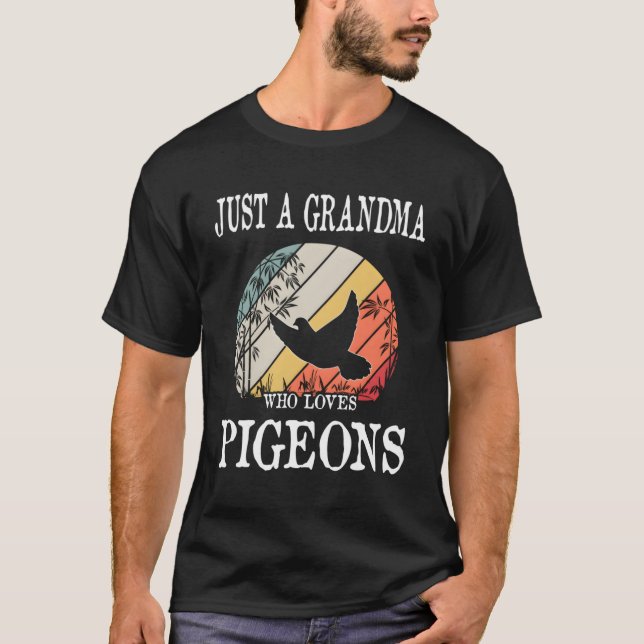 Camiseta Só Uma Avó Que Ama Pombos (Frente)