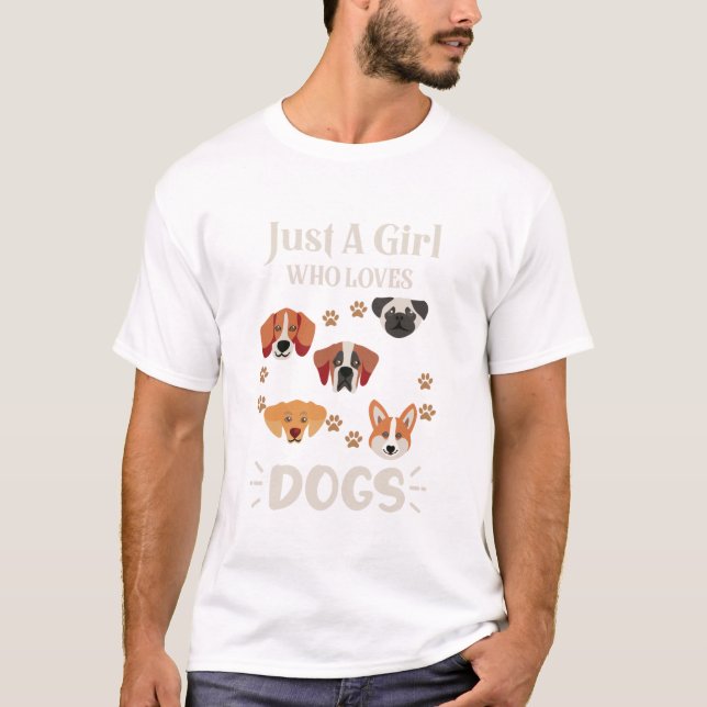 Camiseta Só uma garota que ama o cachorro (Frente)