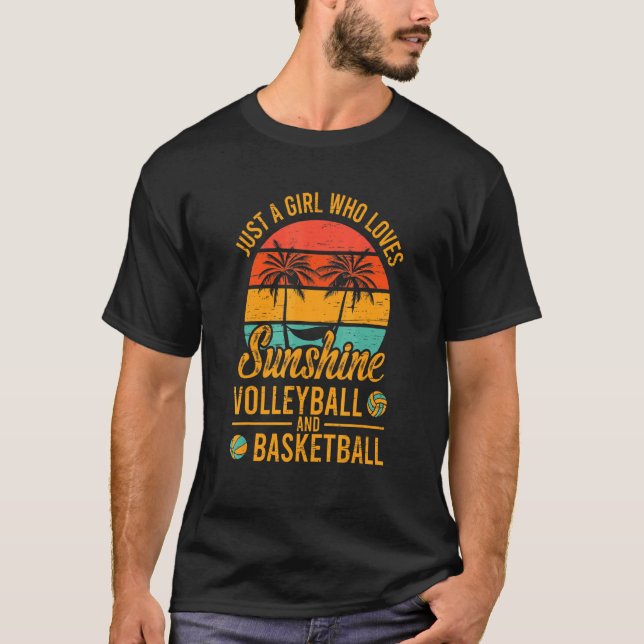 Camiseta Só Uma Garota Que Ama Voleibol E Bask (Frente)