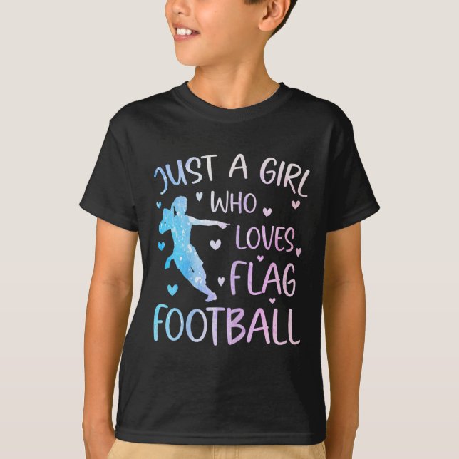 Camiseta Só Uma Menina Que Adora A Bandeira De Futebol Engr (Frente)