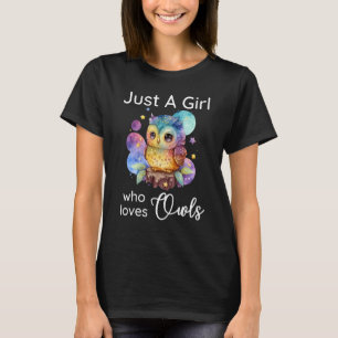 Camiseta Só Uma Menina Que Adora Coruja Noturna