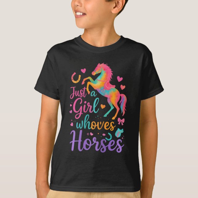 Camiseta Só Uma Menina Que Ama Cavalos Presentes Que Andam  (Frente)