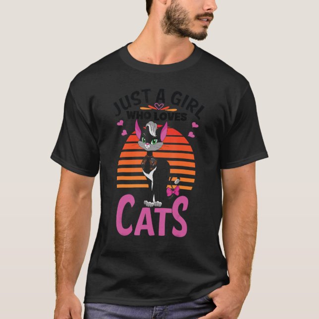 Camiseta Só Uma Menina Que Ama Gatos Eu Meto Que Gatinho Eu (Frente)