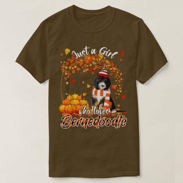 Camiseta Só Uma Menina Que Ama O Bernedoodle, Aut. (Frente do Design)