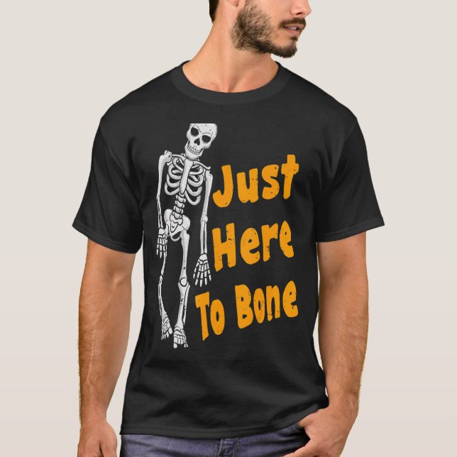 Camiseta Só Vim Para O Halloween Do Esqueleto Osso (Frente)