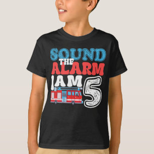 Camiseta Soa o alarme. Sou 5 crianças 5 de aniversário engr