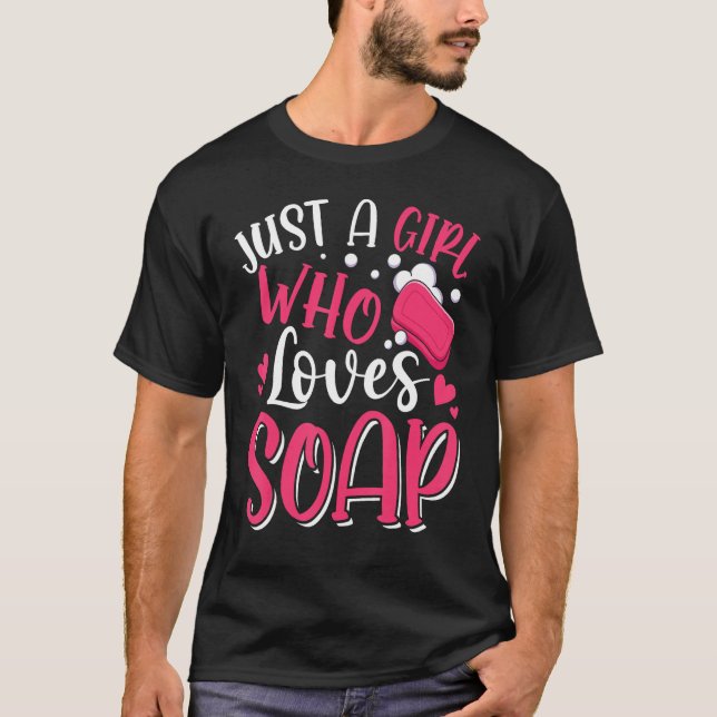 Camiseta Soap Fazer Soap Sodesculpe Uma Menina Que Ama (Frente)