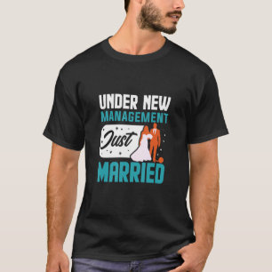 Camiseta Sob Nova Administração Recém-Casados Despedida de