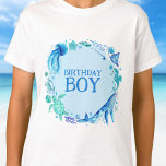 Camiseta Sob o Mar de Birthday Boy Watercolor Whale<br><div class="desc">Um design para uma comemoração submarina para o seu aniversariante com criaturas pintadas manualmente de aquarelas como,  baleias,  cavalos marinhos,  raias de picada,  água-viva,  caranguejos,  tartarugas marinhas e muito mais! Personalize-o para o seu partido! Consulte a coleção de partes correspondentes.</div>
