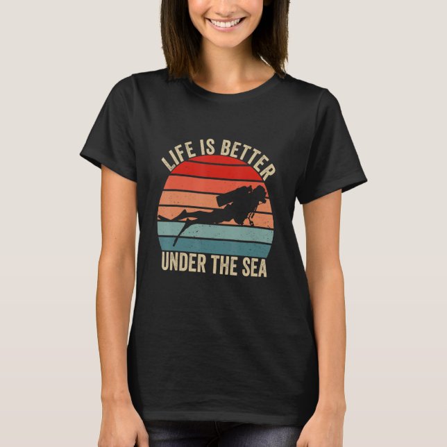 Camiseta Sob O Mar Retro Vintage Merging Diver (Frente)