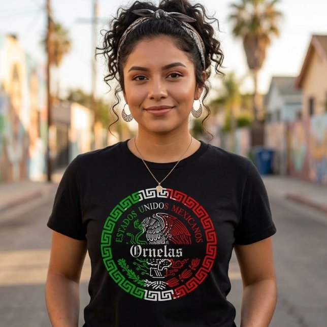 Camiseta sobrenome Ornelas (Ornelas Last name T-shirt)