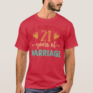 Camiseta Sobrevivemos a 21 anos de Casal 21 rua Anniv