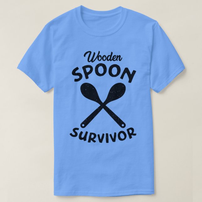 Camiseta Sobrevivência de Mão de Madeira Texto Preto em Des (Frente do Design)