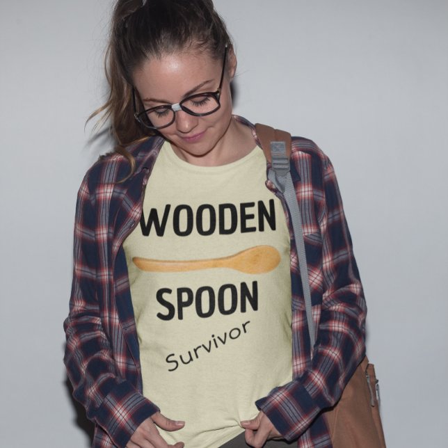 Camiseta Sobrevivência de Wooden Spoon Engraçada (Criador carregado)