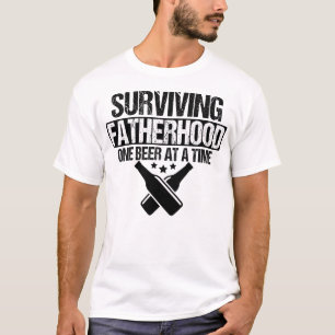 Camiseta Sobrevivendo à paternidade, uma cerveja de cada ve
