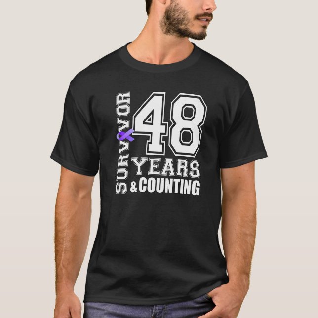Camiseta Sobrevivente de 48 anos Visto Lúpus de Fita Roxo (Frente)