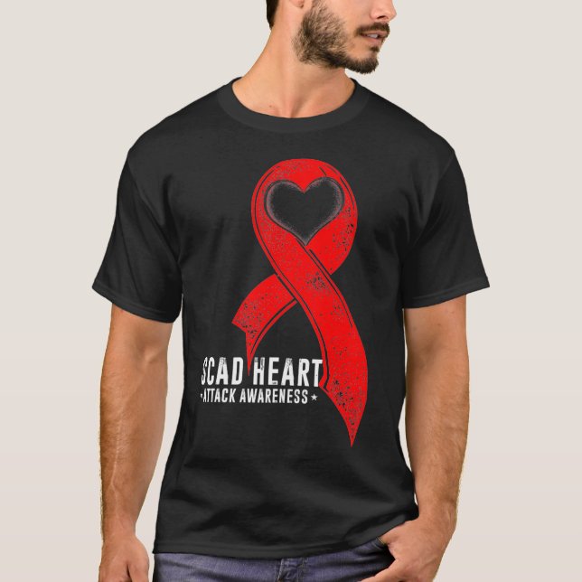 Camiseta Sobrevivente de ataque cardíaco SCAD vencendo guer (Frente)