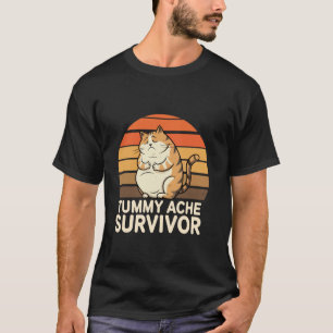 Camiseta Sobrevivente de Dor de Barriga Meme de Gato de Dor