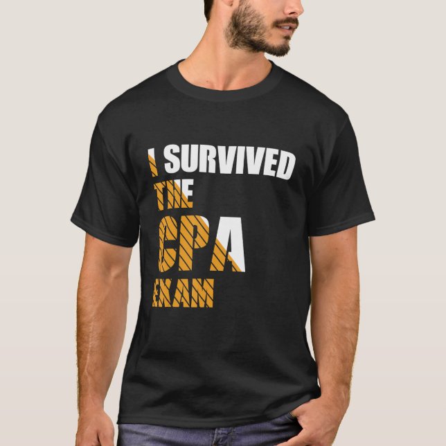 Camiseta Sobreviveu Ao Contador Certificado De Exame CPA (Frente)