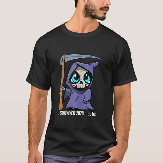 Camiseta Sobrevivi a 2020... Até Agora. Cachorro Bonito. (Frente)