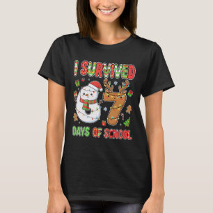 Camiseta Sobrevivi a 67 Dias de Aula Meme de Natal Engraçad