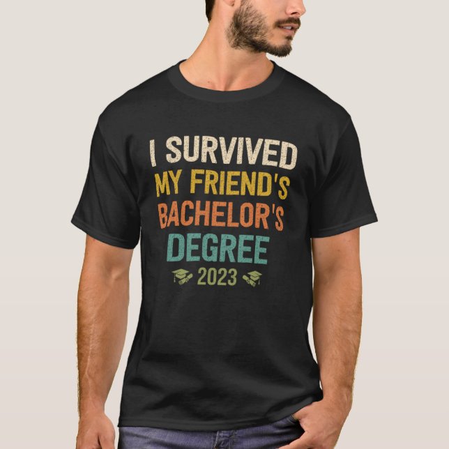 Camiseta sobrevivi à graduação de solteiros de meus amigos (Frente)
