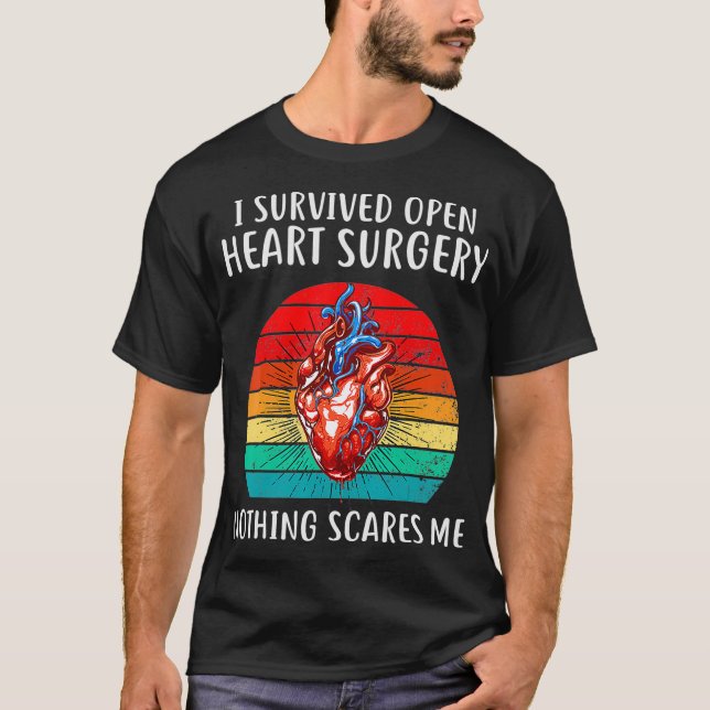 Camiseta Sobrevivi a homens de recuperação de cirurgias de  (Frente)