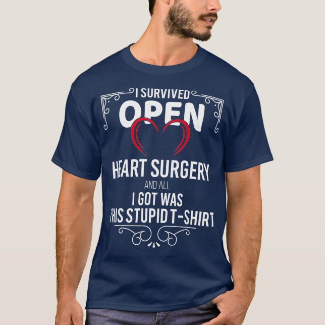Camiseta Sobrevivi a homens de recuperação de cirurgias de  (Frente)