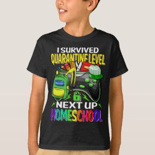 Camiseta Sobrevivi à Quarentena Próxima ao Jogo de Escola