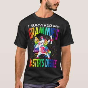 Camiseta Sobrevivi ao mestrado do meu avô.
