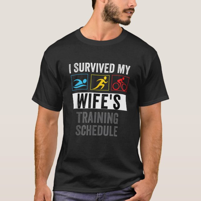 Camiseta Sobrevivi ao Triatleta do Programa de Treinamento  (Frente)