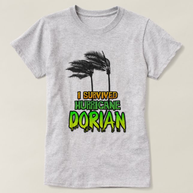 Camiseta Sobrevivi às árvores do furacão Dorian (Frente do Design)