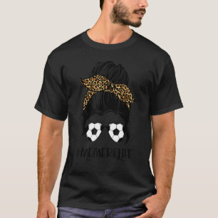 Camiseta Soccer Memere Life Mensagem Bun Hair Leopard Mo