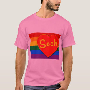Camiseta Sochi com o arco-íris da bandeira do coração e