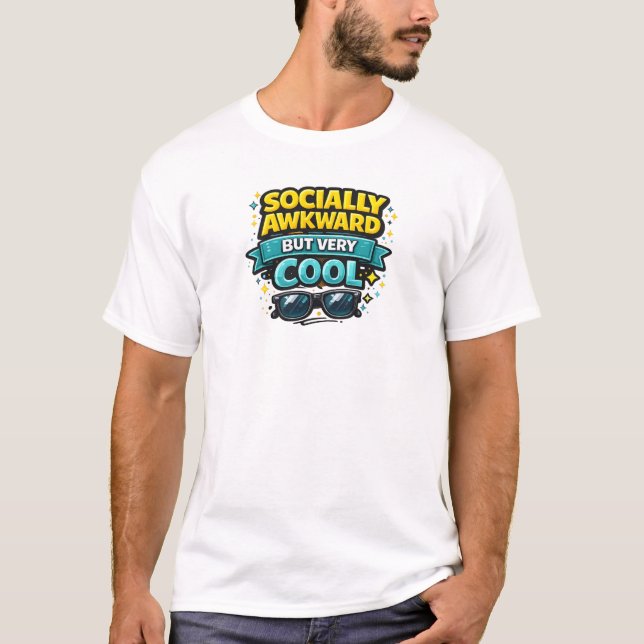 Camiseta Socialmente Desajeitado Mas Muito Legal (Frente)