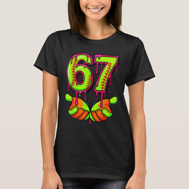 Camiseta Softball 67 Six Seven Funny Gen Alpha Meme Drip Te (Frente)