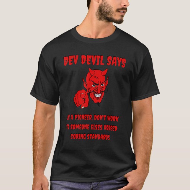 Camiseta Software divertido Dev Padrões de Codificação Diab (Frente)