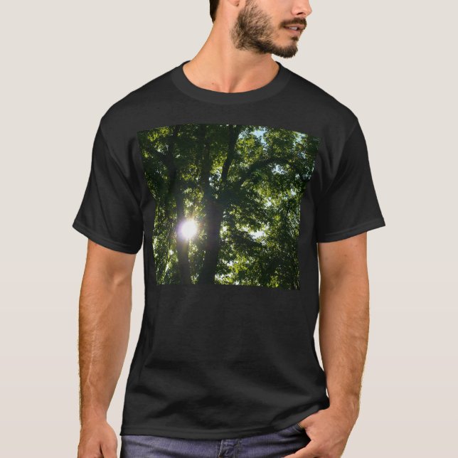 Camiseta Sol brilhando através de árvores (Frente)
