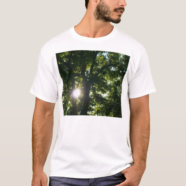 Camiseta Sol brilhando através de árvores (Frente)