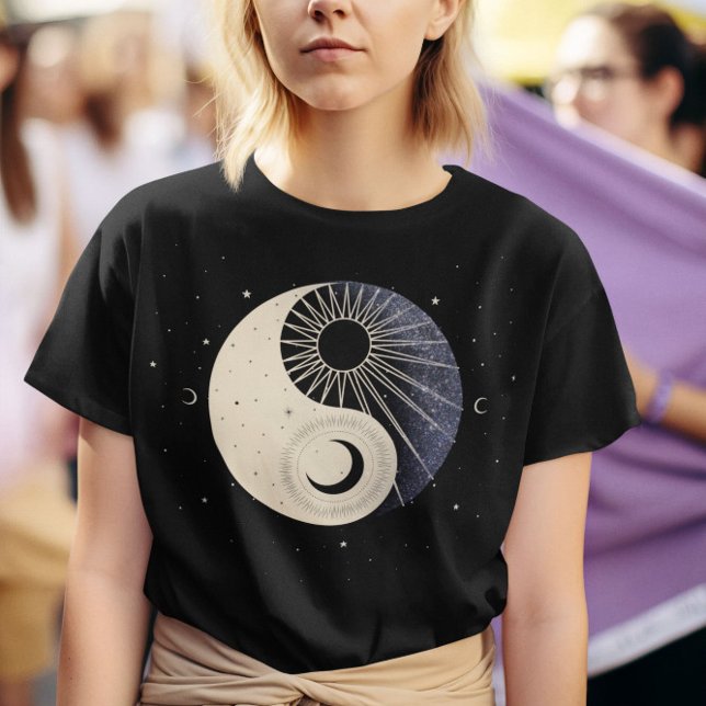 Camiseta Sol Celestial e Lua (Criador carregado)