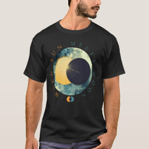 Camiseta Sol Celestial Encontra Fases da Lua Espaço Cósmico