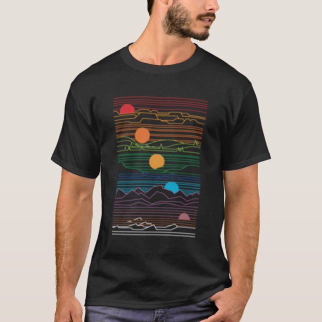 Camiseta Sol E Lua Com Árvores E Montanhas (Frente)