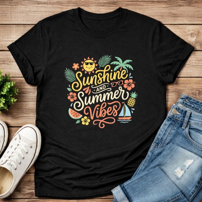 Camiseta Sol e Vibrações de Verão Linda Praia Tropical (Criador carregado)