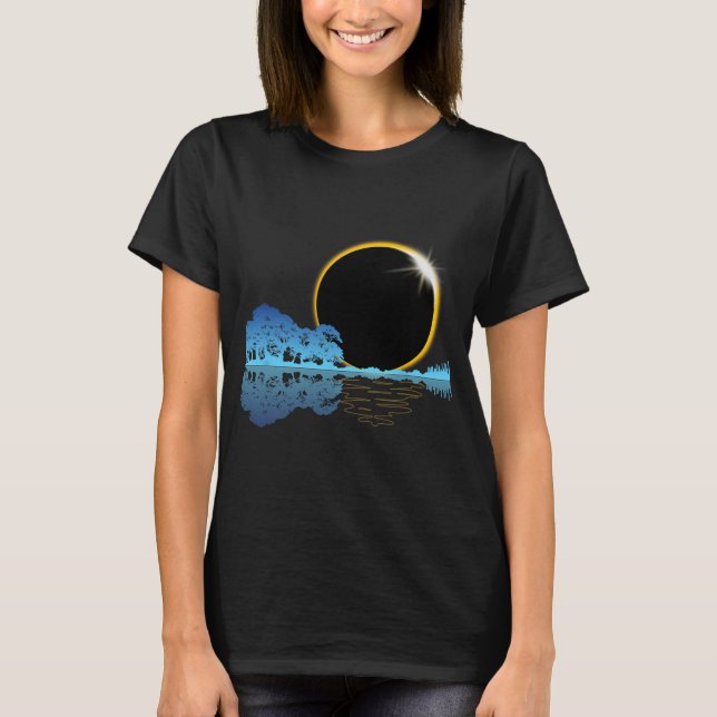 Camiseta Solar Eclipse Violão Natureza Lua Estilo Retroativ (Frente)