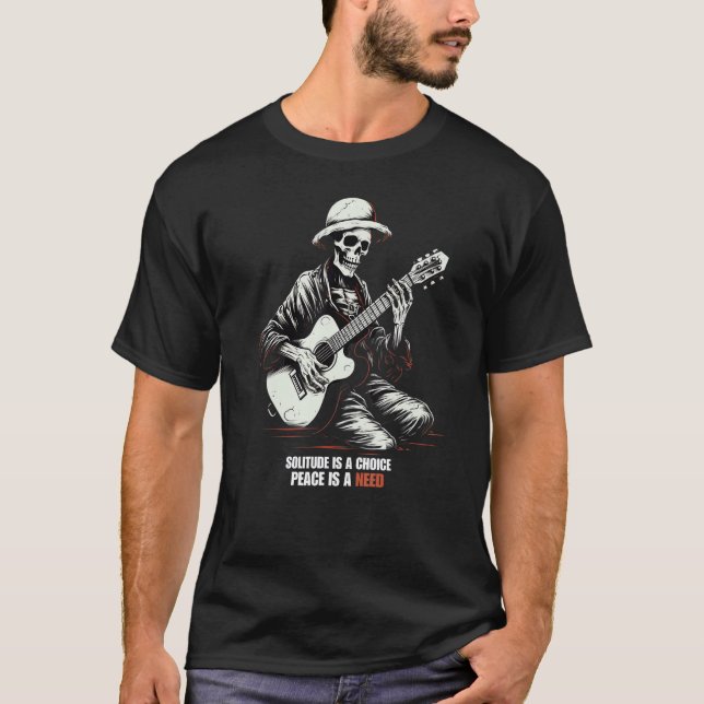 Camiseta Solidão é uma Opção Paz é uma Necessidade, Esquele (Frente)