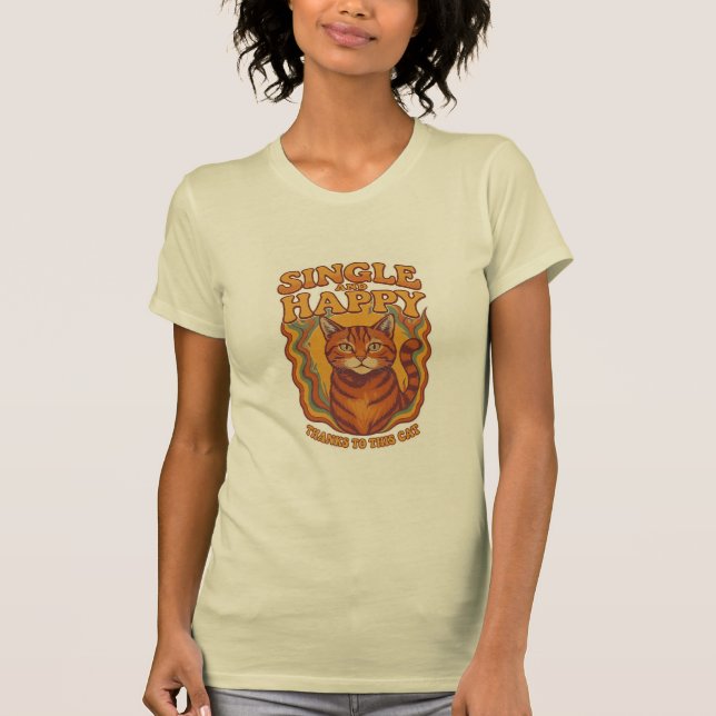 CAMISETA SOLTEIRO E FELIZ (Frente)